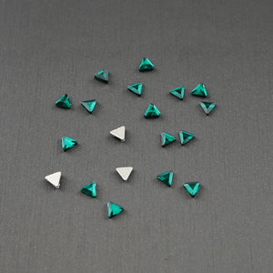Triangle shape Rhinestone 3x10mm NON Hot-fix Mini Bag - Emerald