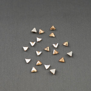 Triangle shape Rhinestone 3x10mm NON Hot-fix Mini Bag - Lt. Peach